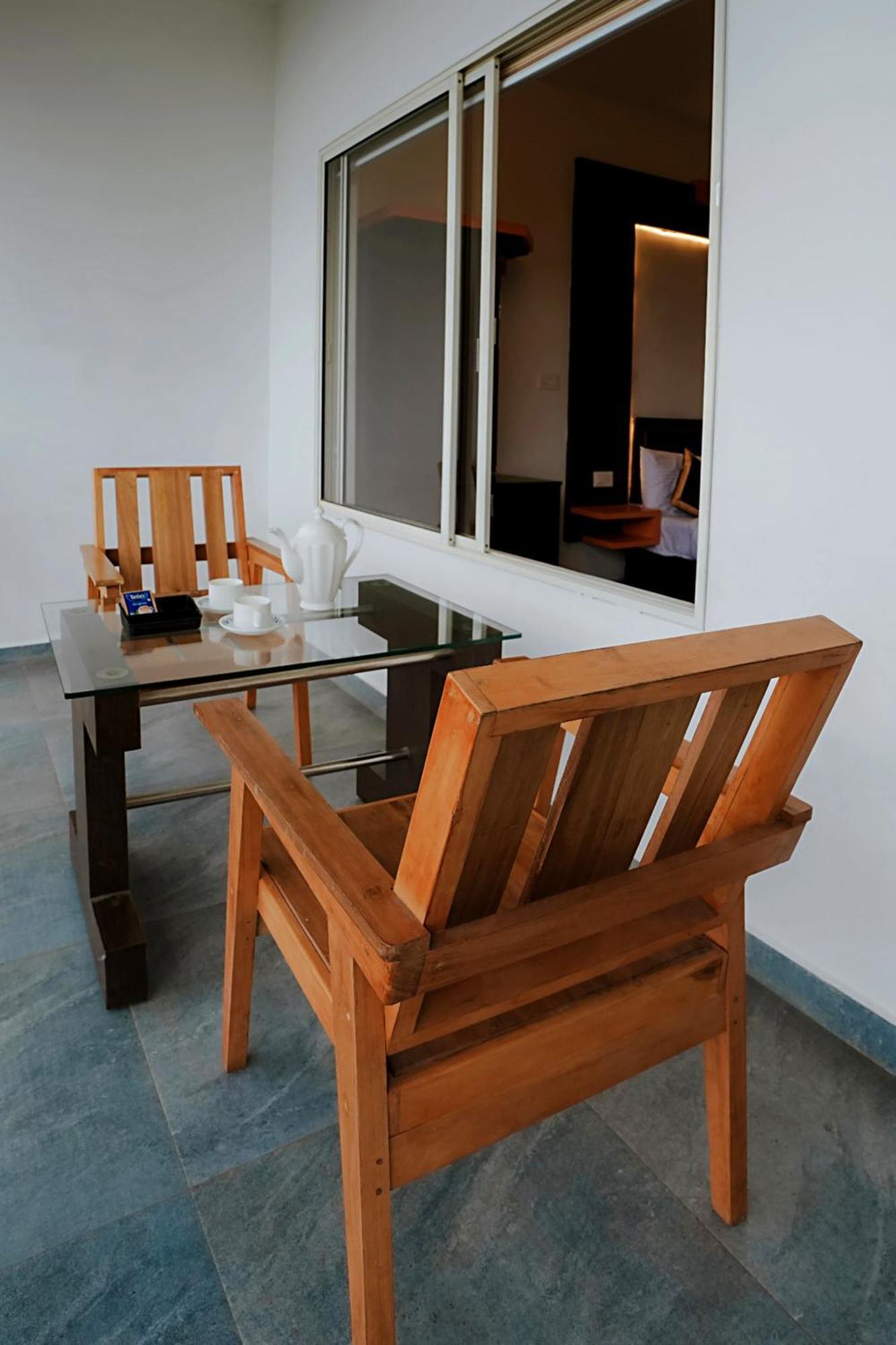 Devikolam Rock And Mist Munnar Bed & Breakfast エクステリア 写真